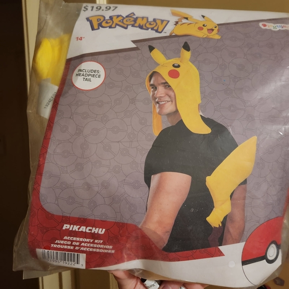Pikachu Costume Accessory Kit for Adults 2 Piece Yellow Halloween Fun NEW in Bag - Picture 1 of 1